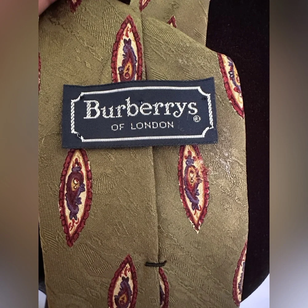 Burberry tie‎